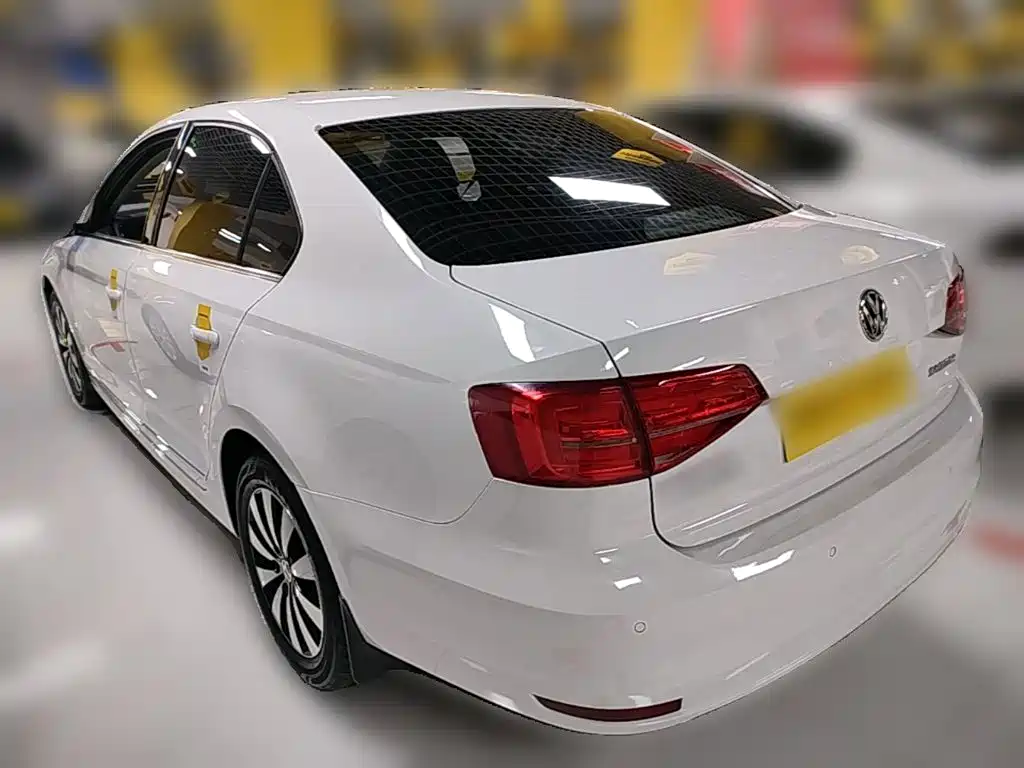 Volkswagen Sagitar — миниатюра 7