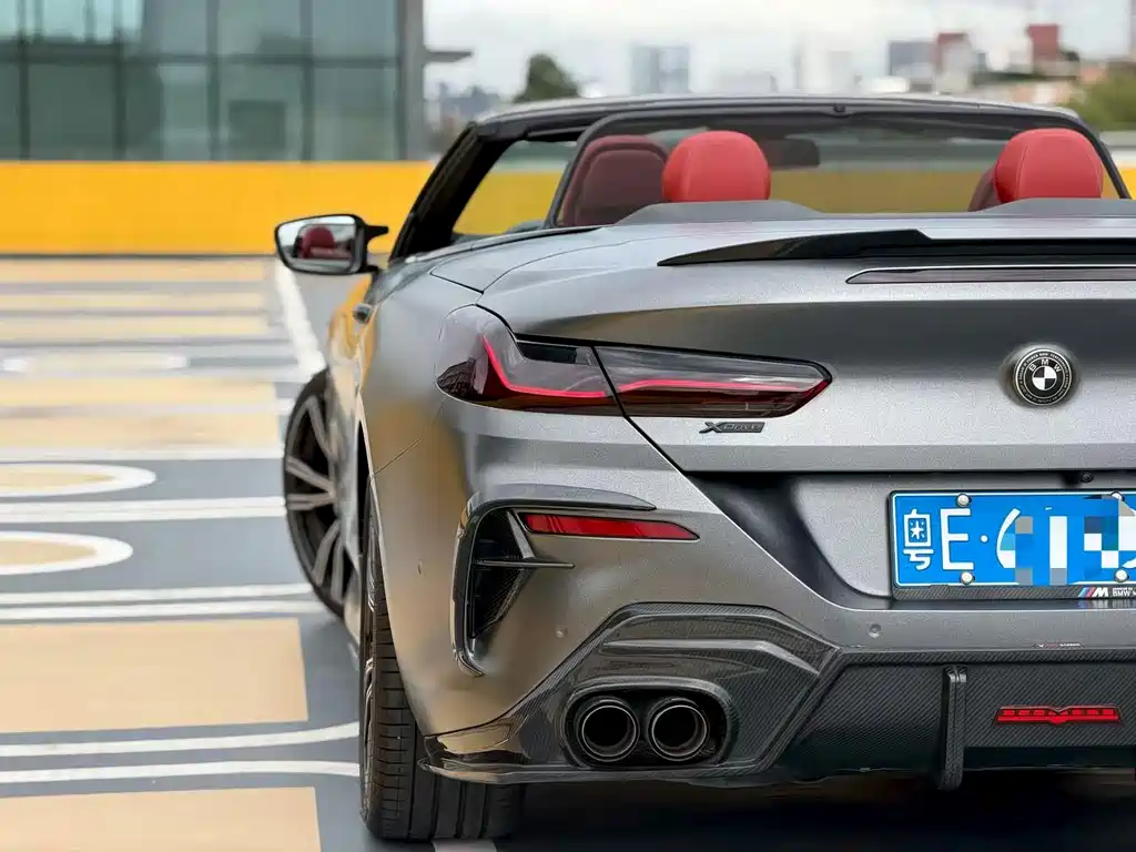 BMW 8 Series — миниатюра 3