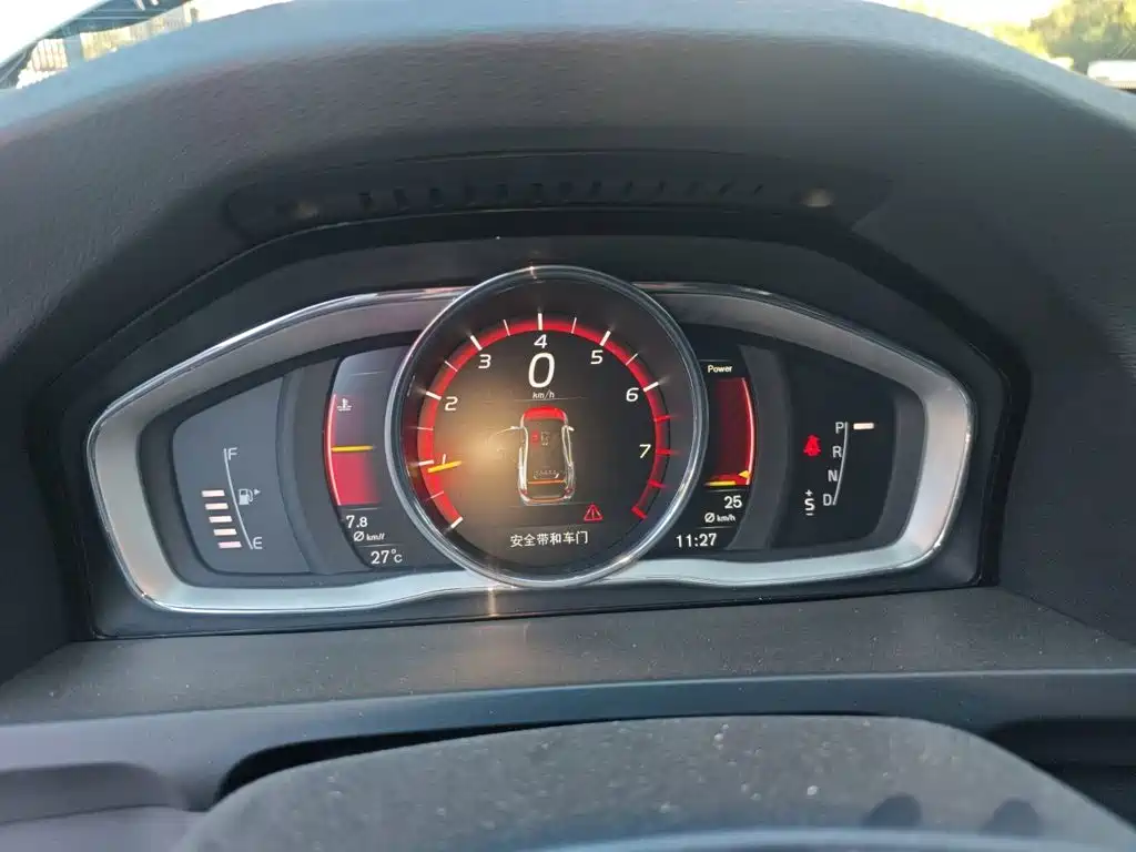 Volvo S60 — миниатюра 13