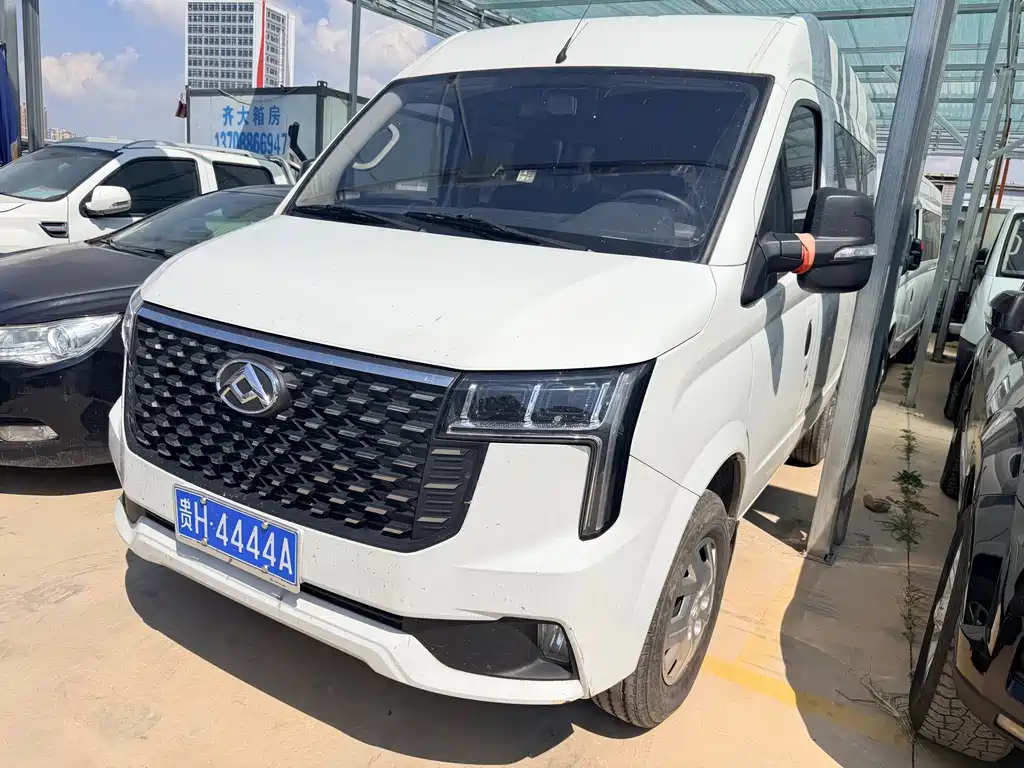 MAXUS V80