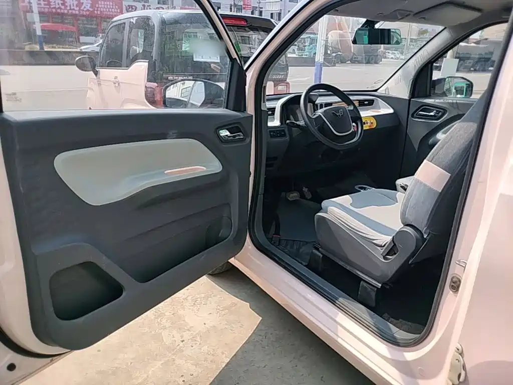 Wuling MINIEV — миниатюра 16