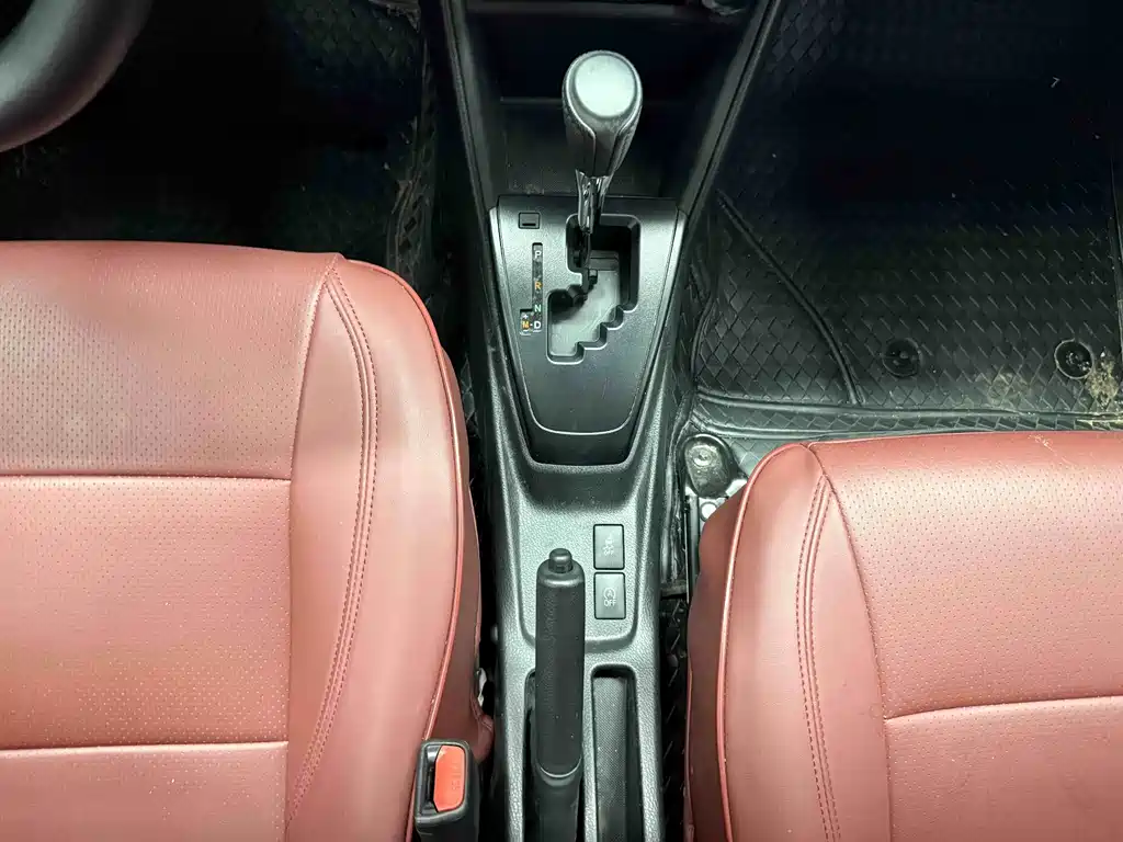 Toyota Yaris L — миниатюра 24