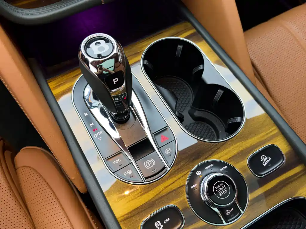 Bentley Bentayga — миниатюра 22