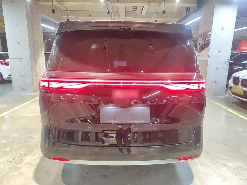 BYD Xia — миниатюра 6