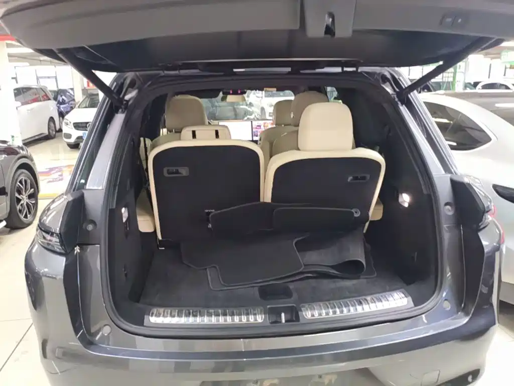 Li Auto Li L8 — миниатюра 19