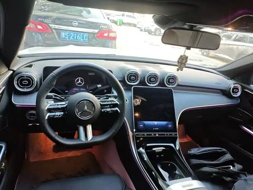 Mercedes-Benz C-Class — миниатюра 8