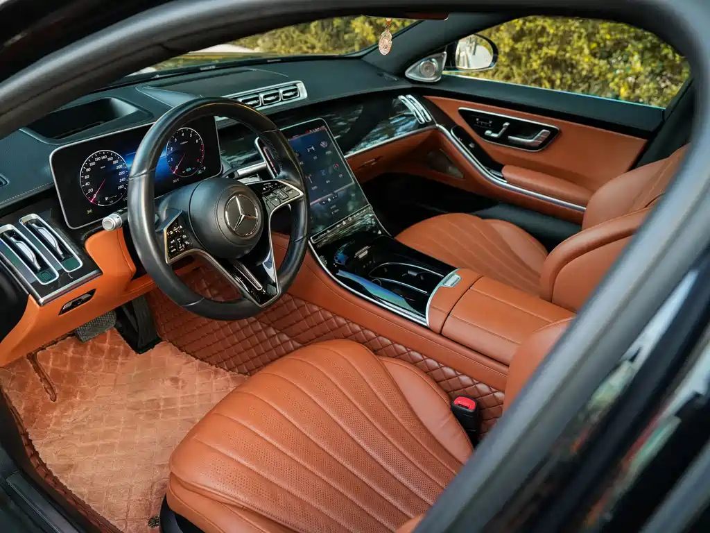 Mercedes-Benz S-Class — миниатюра 7