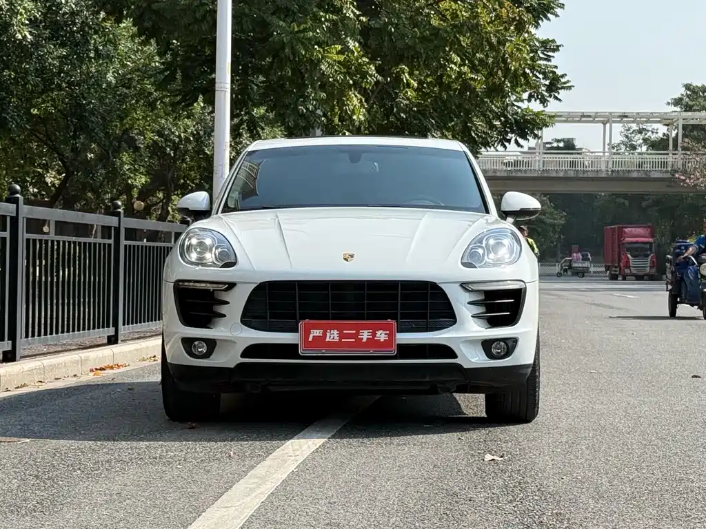 Porsche Macan — миниатюра 2