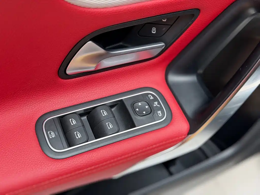 Mercedes-Benz A-Class AMG — миниатюра 12
