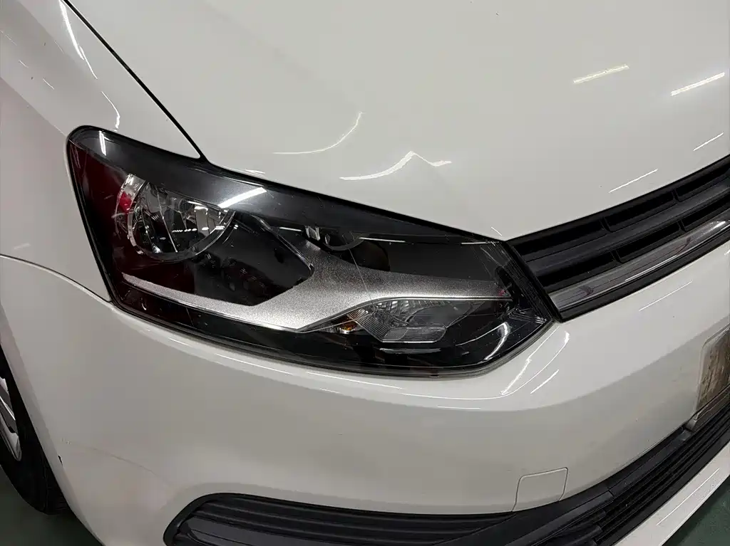 Volkswagen Polo — миниатюра 10