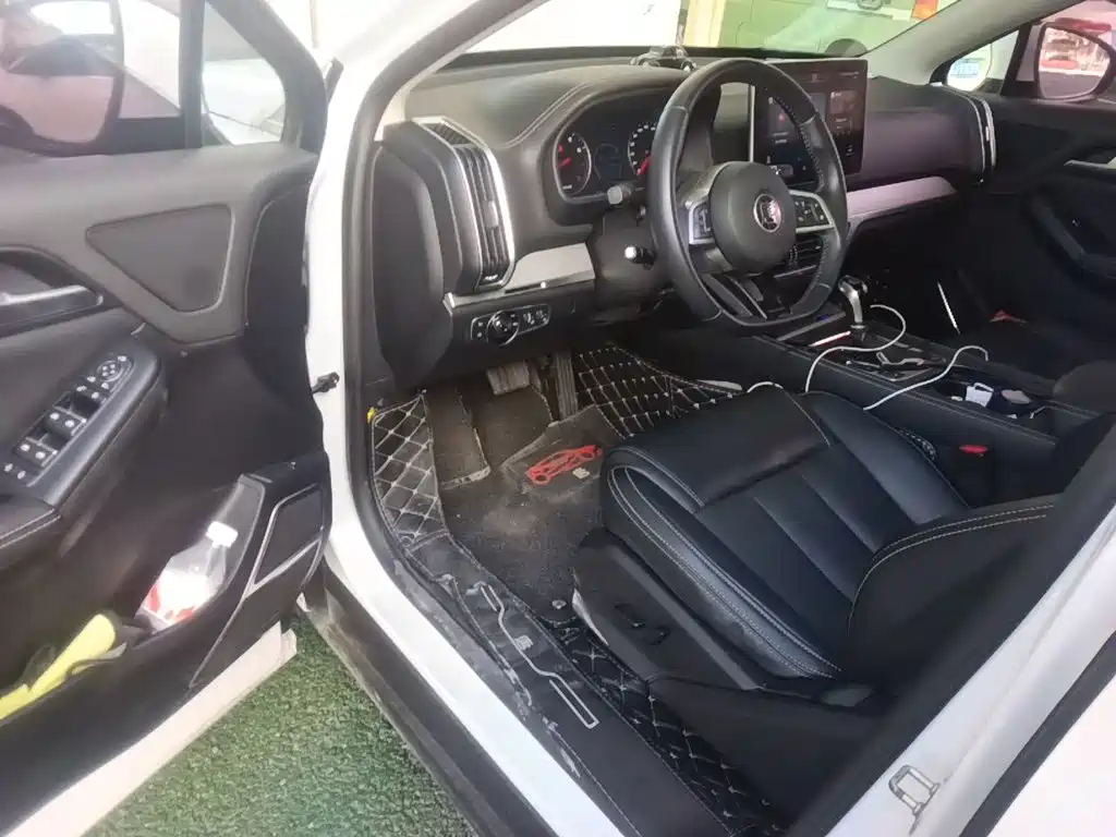 BYD Tang — миниатюра 17