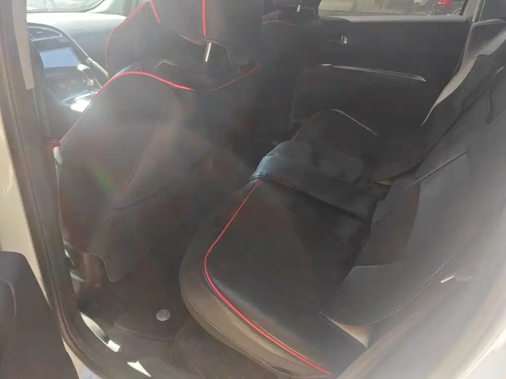 Peugeot 3008 — миниатюра 16