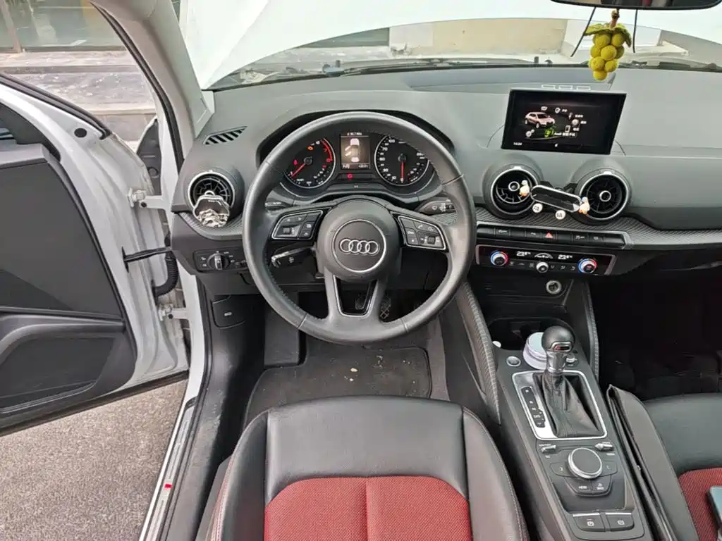 Audi Q3 — миниатюра 11