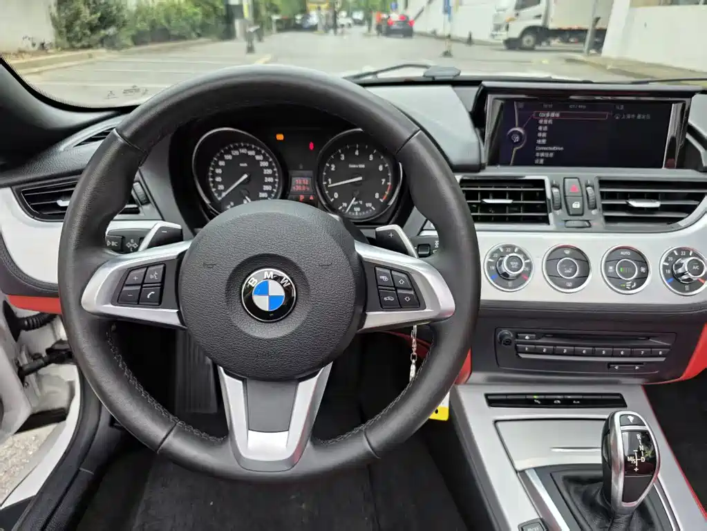 BMW Z4 — миниатюра 6