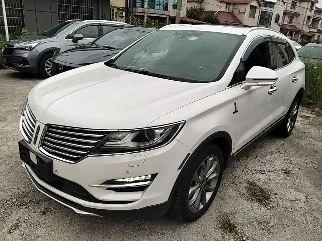 Lincoln MKC — миниатюра 2