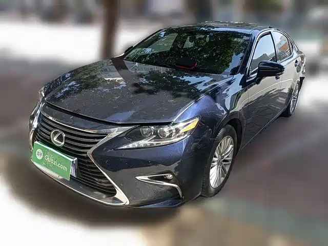 LEXUS  ES 2018