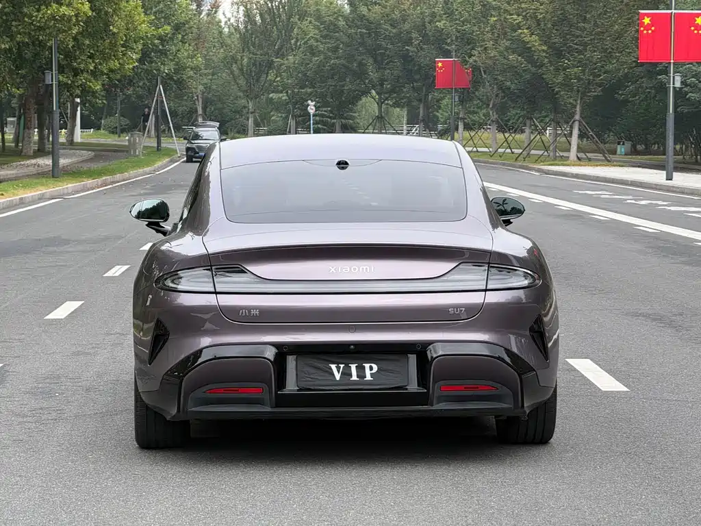 Xiaomi SU7 — миниатюра 8