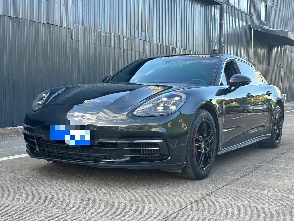 Porsche Panamera 2020