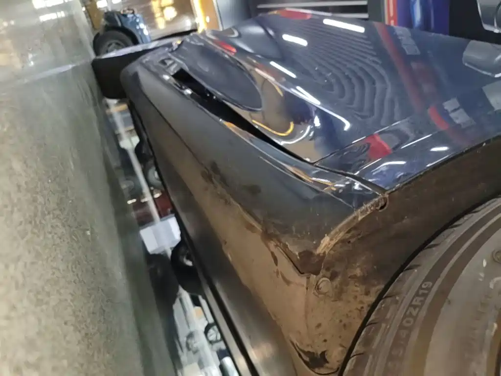 Tesla Model 3 — миниатюра 21
