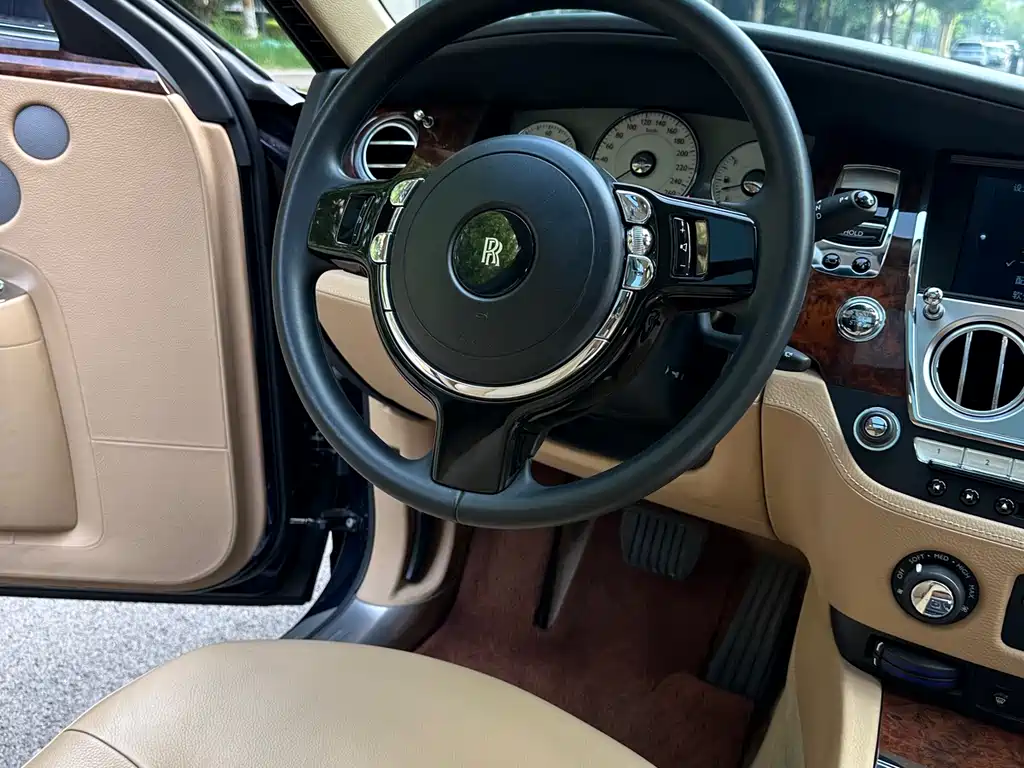 Rolls-Royce Ghost — фотографии объявления, Фото 12