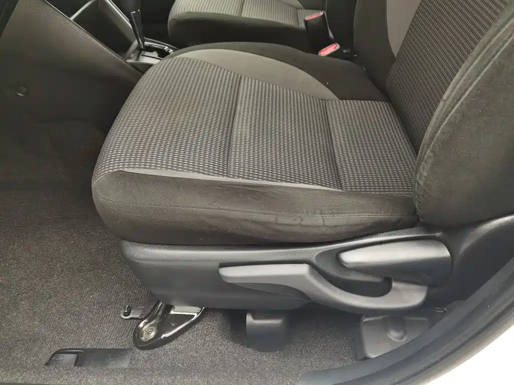 Toyota Vios FS — миниатюра 20