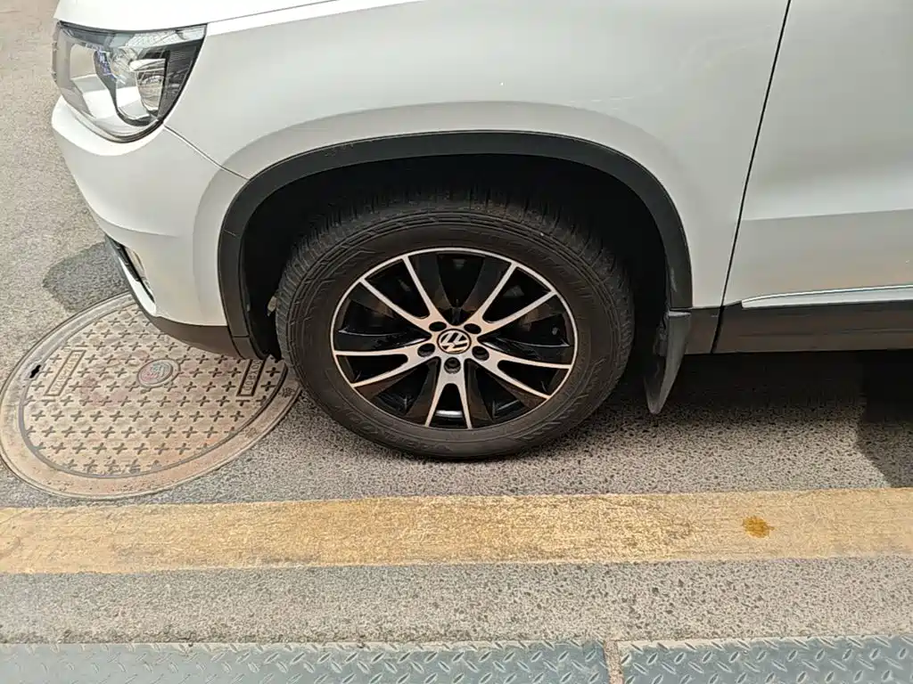 Volkswagen Tiguan — миниатюра 23