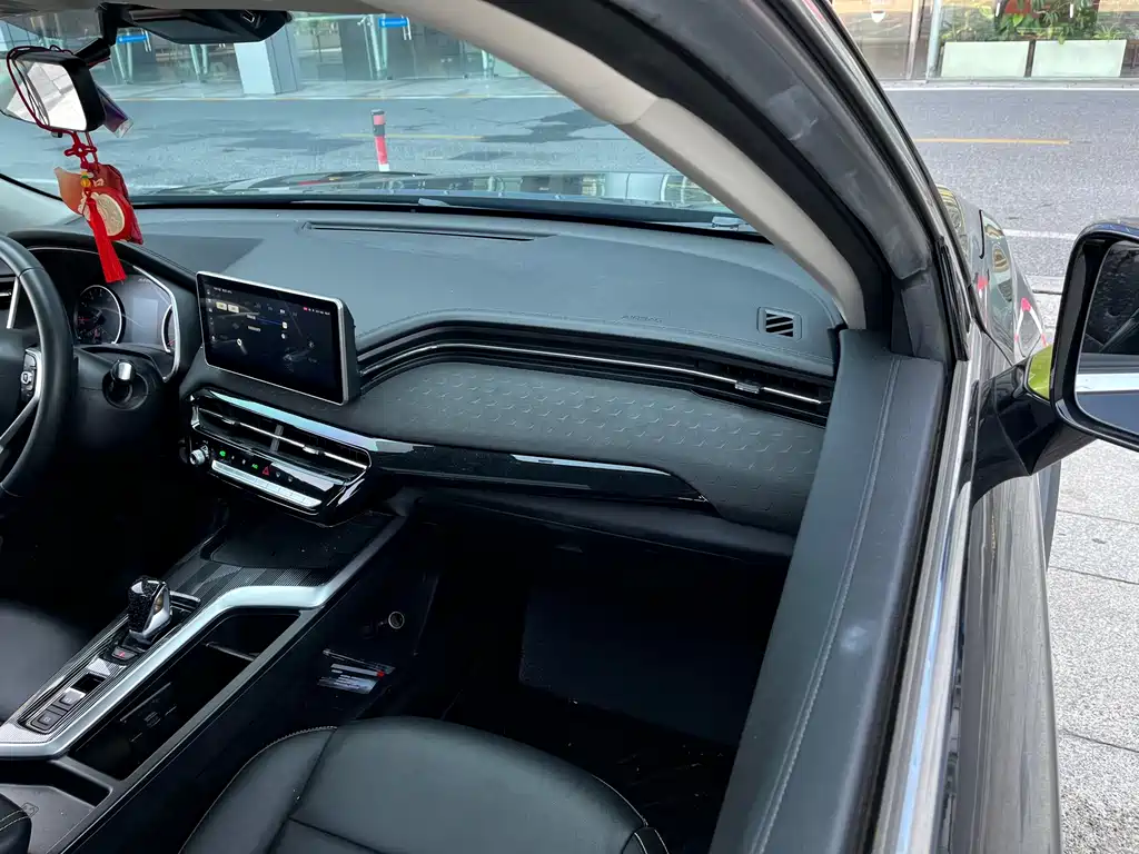 Haval Chitu — миниатюра 17