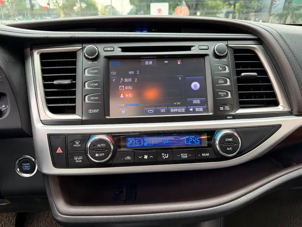 Toyota Highlander — миниатюра 10