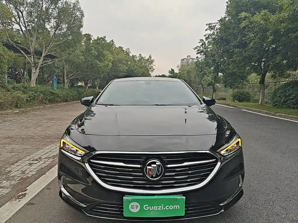 Buick LaCrosse — миниатюра 3