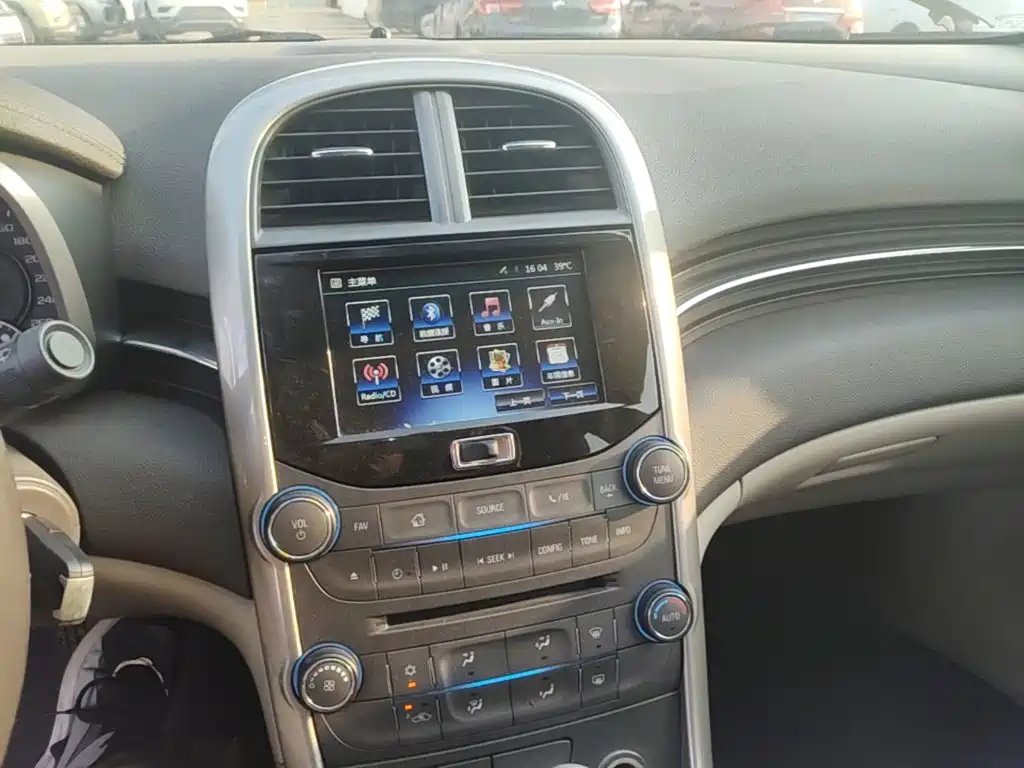 Chevrolet Malibu — миниатюра 13