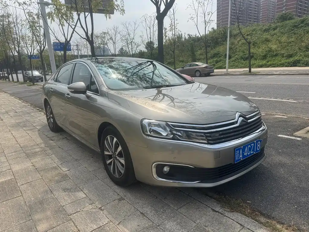 Citroen C6 — миниатюра 3