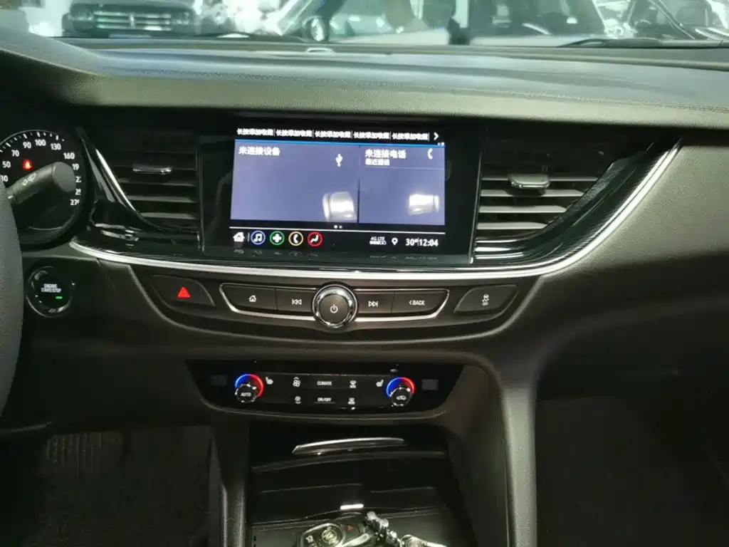 Buick Regal — миниатюра 13