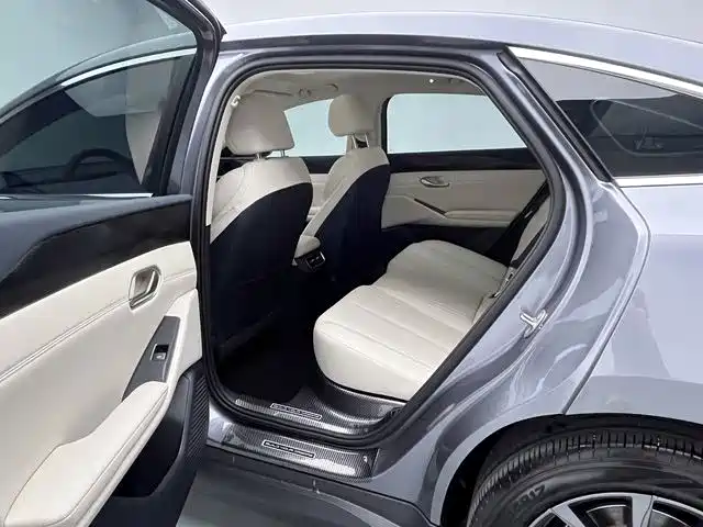 BYD Qin L — миниатюра 8