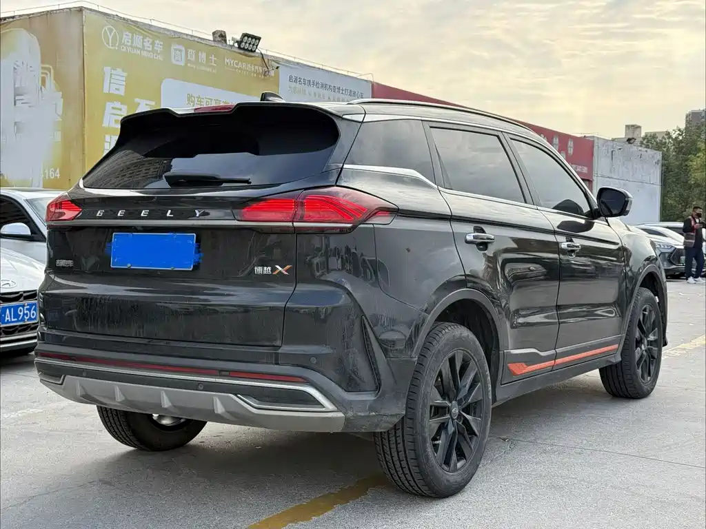 Geely Boyue — миниатюра 11