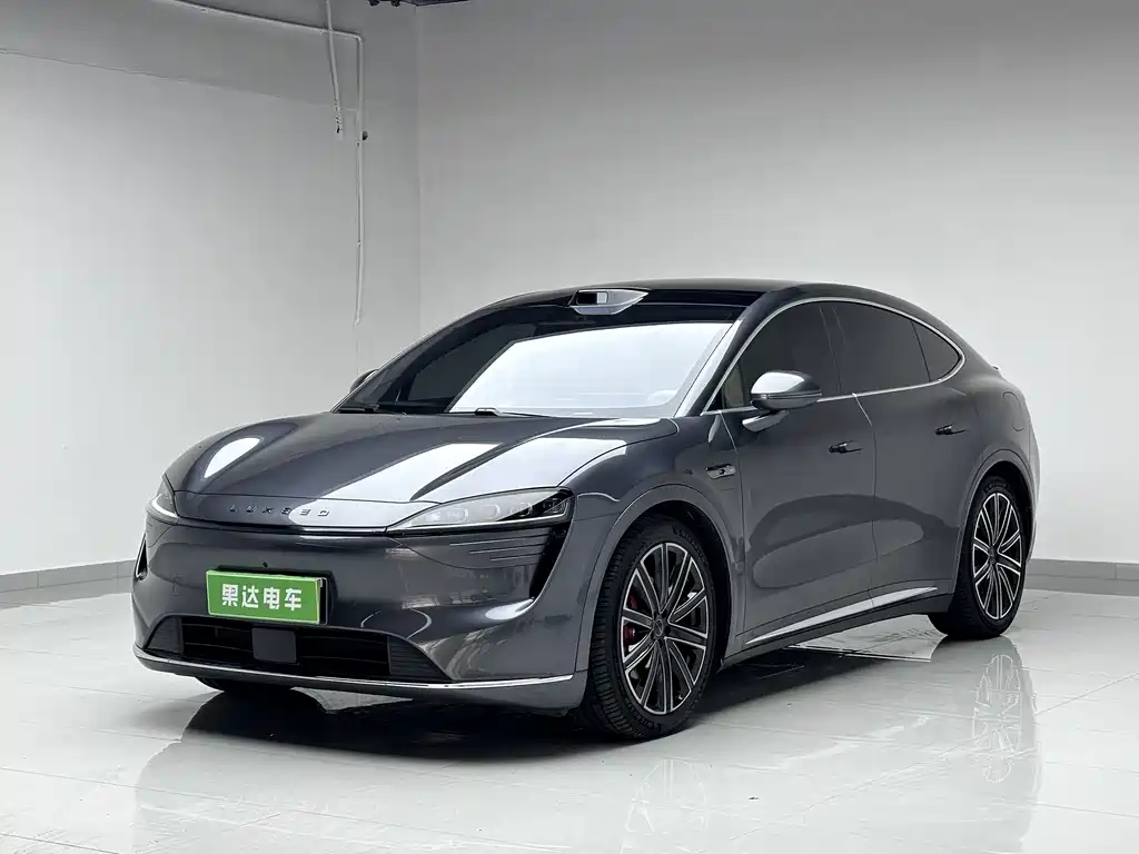 智界 Zhijie R7 2025