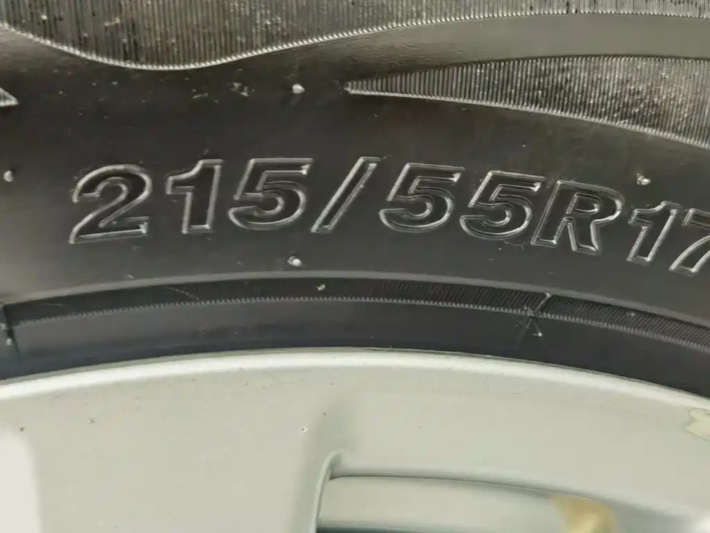Toyota Camry — миниатюра 24
