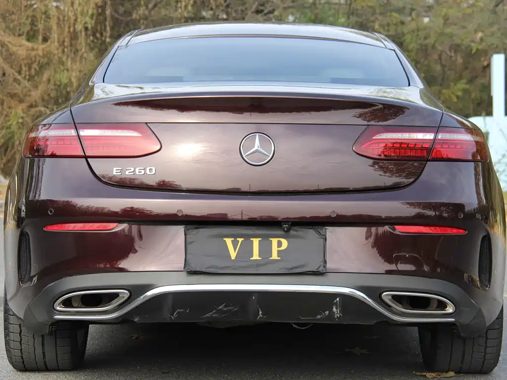 MERCEDES-BENZ E CLASS