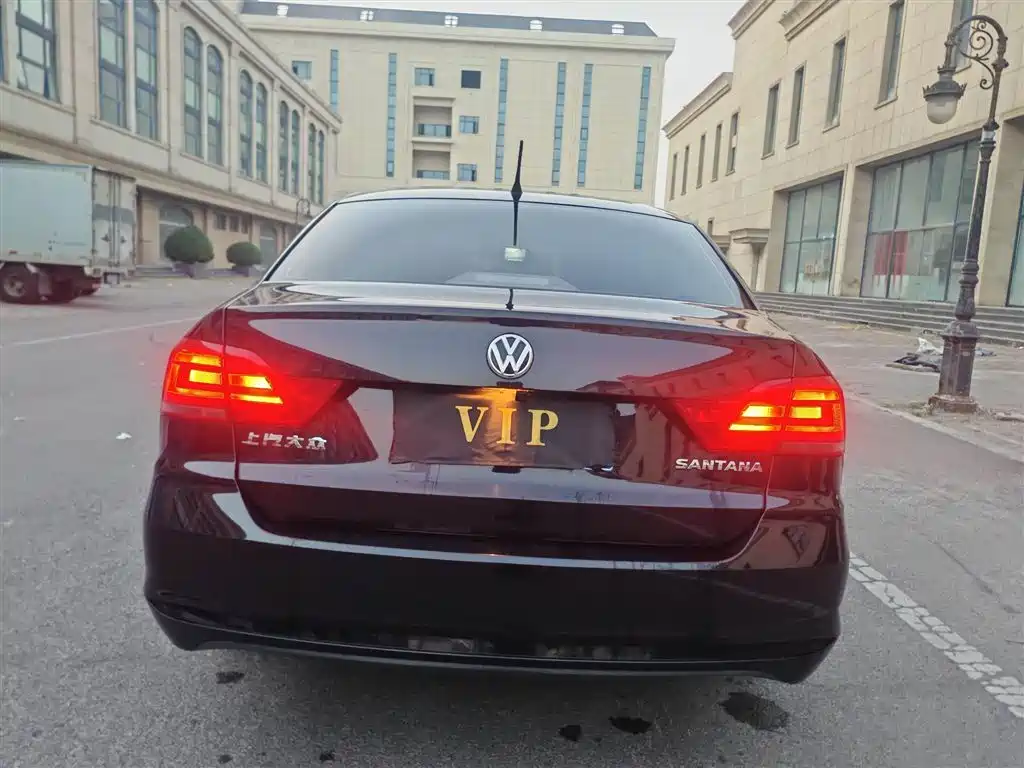 Volkswagen Santana — миниатюра 18