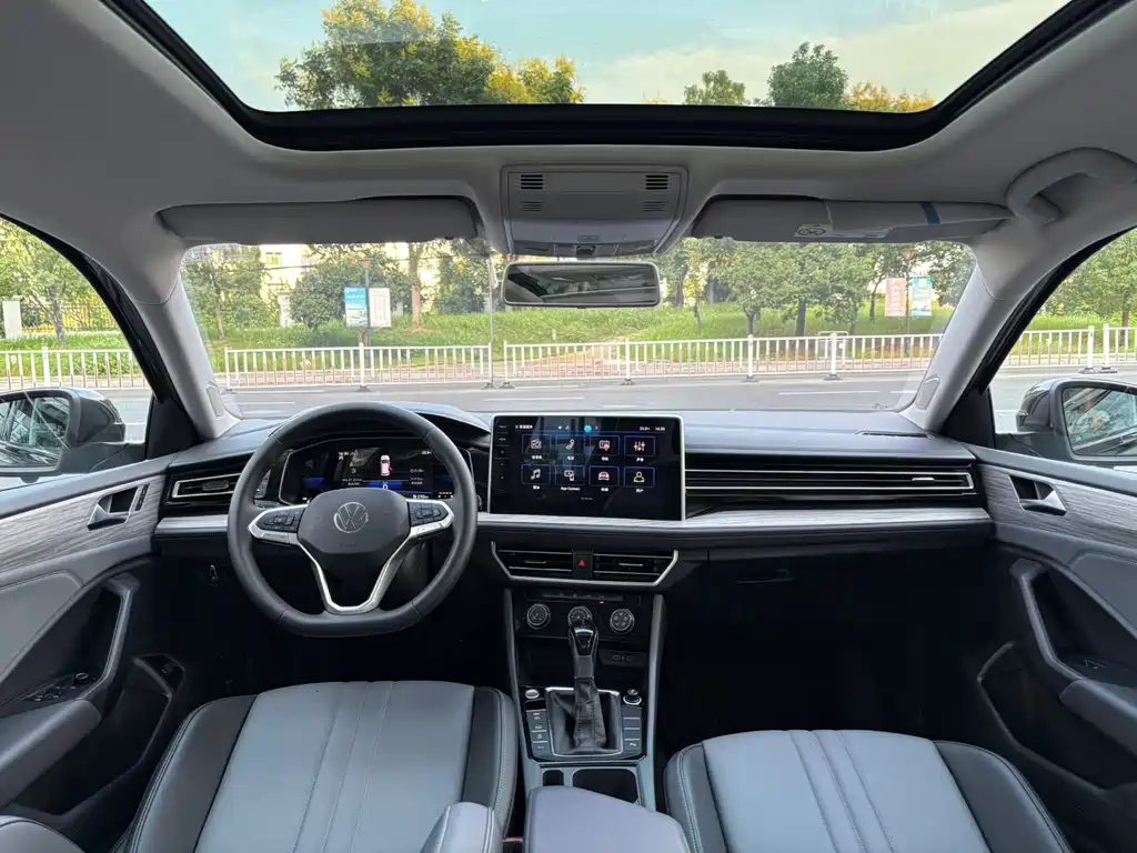 Volkswagen Sagitar — миниатюра 12