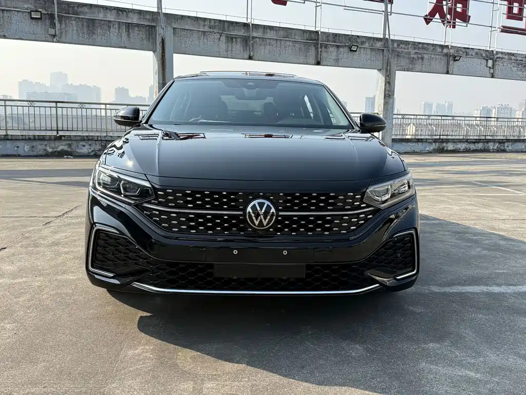 Volkswagen Passat — миниатюра 7