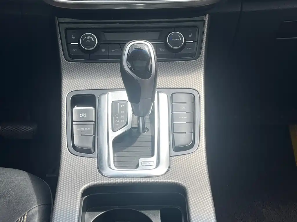 Geely Emgrand GS — миниатюра 13