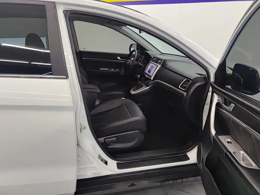 Haval M6 2019 1.5T DCT VI