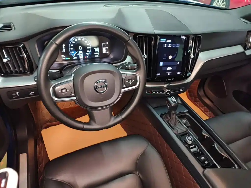Volvo XC60 — миниатюра 10