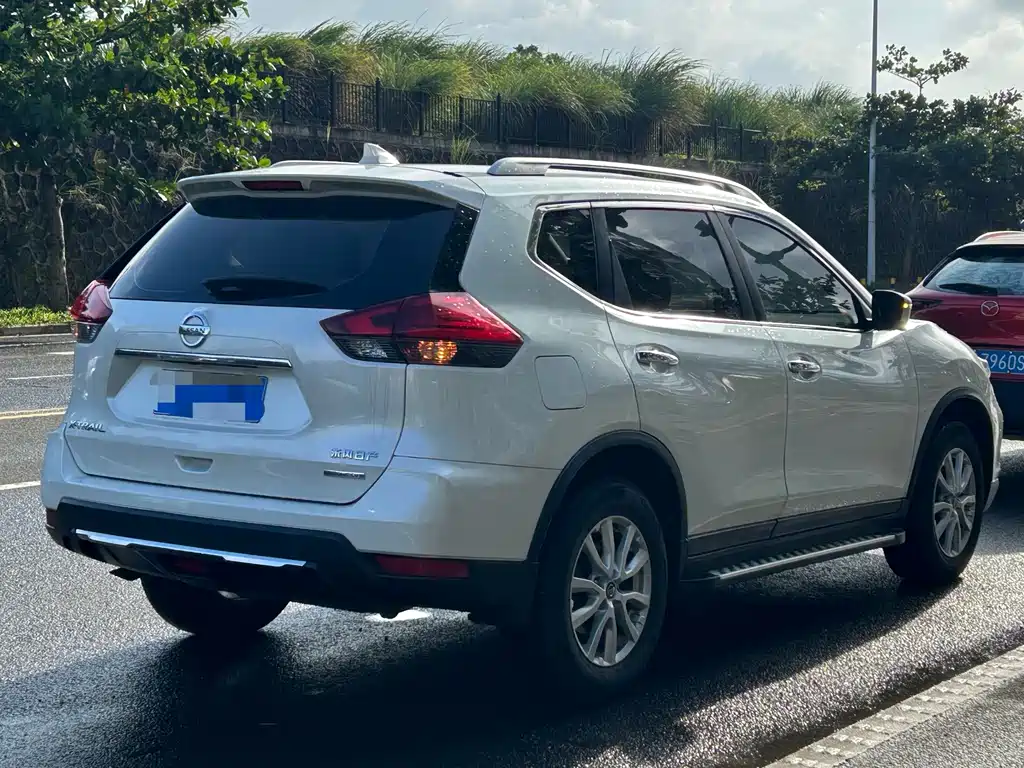 Nissan X-Trail — миниатюра 9