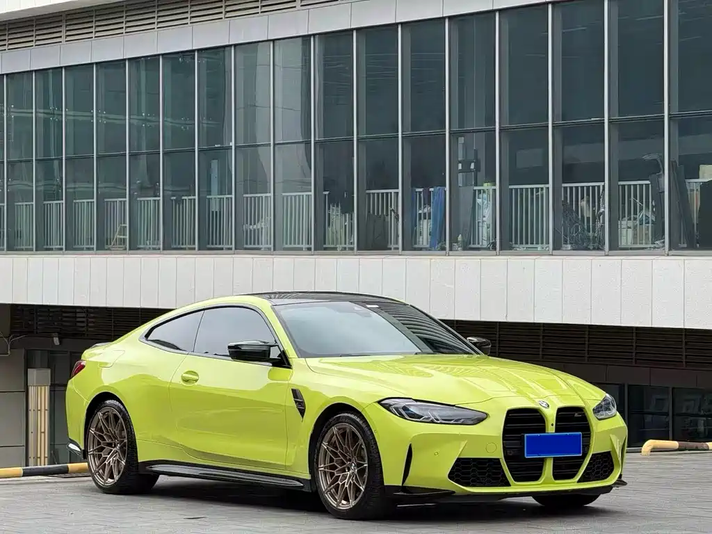 BMW M4 — миниатюра 10