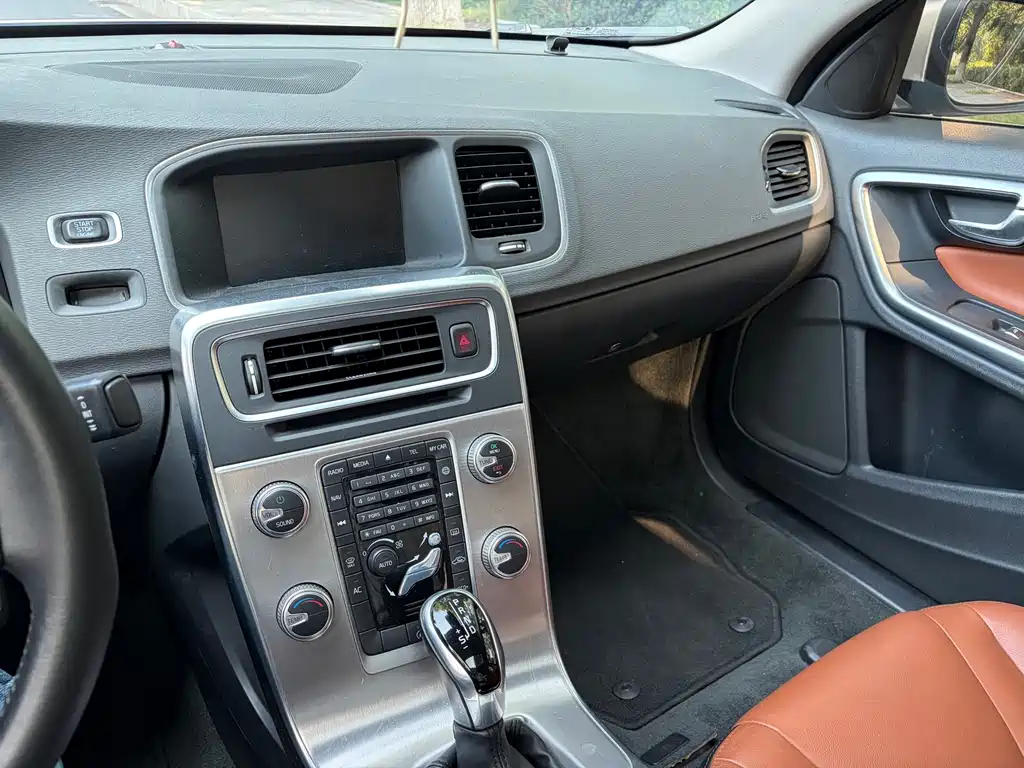 Volvo S60 — миниатюра 14