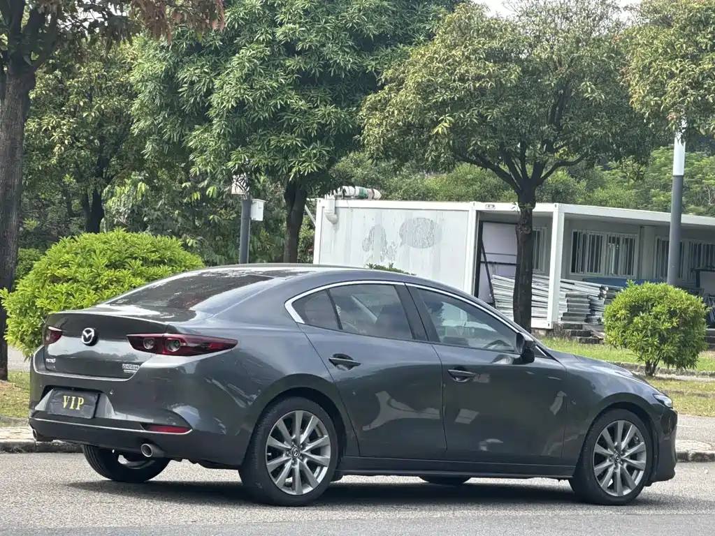Mazda 3 Axela — миниатюра 12