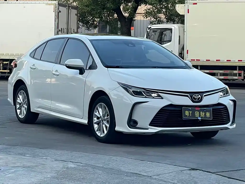 TOYOTA COROLLA
