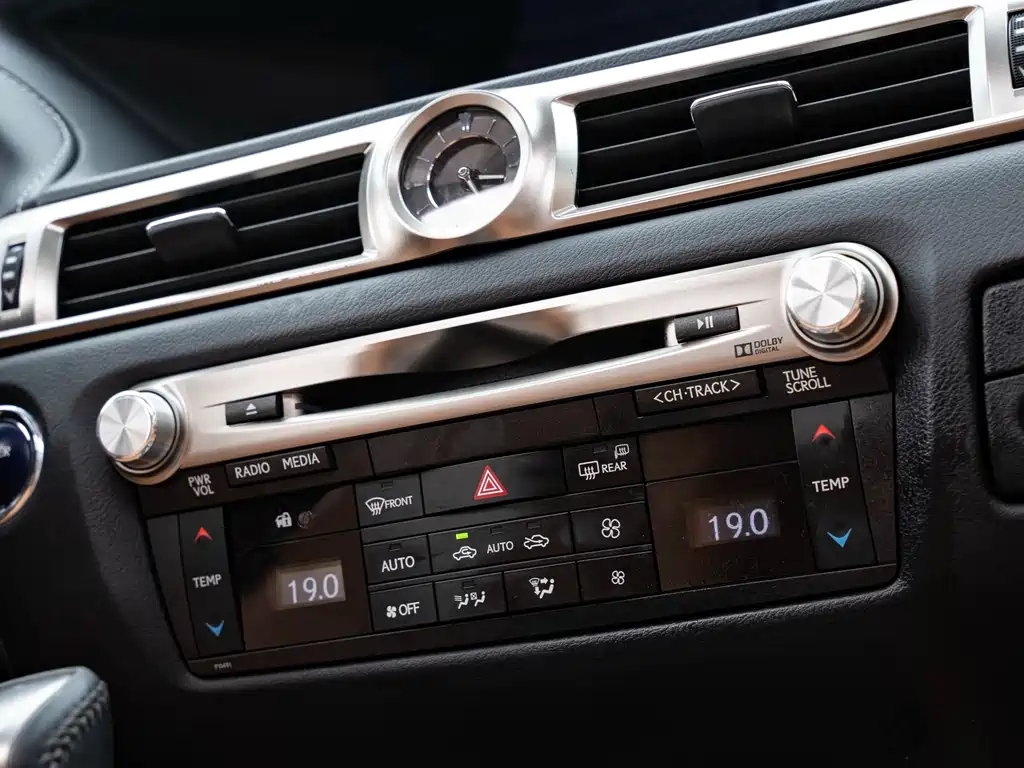 Lexus GS — миниатюра 17