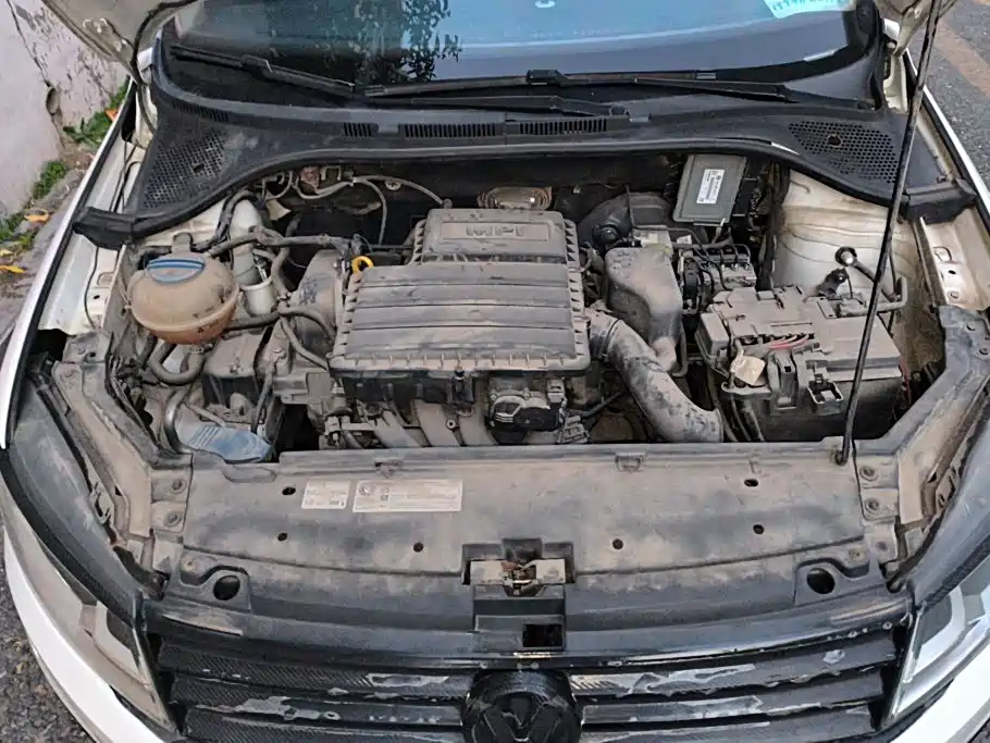 Volkswagen Santana — миниатюра 10